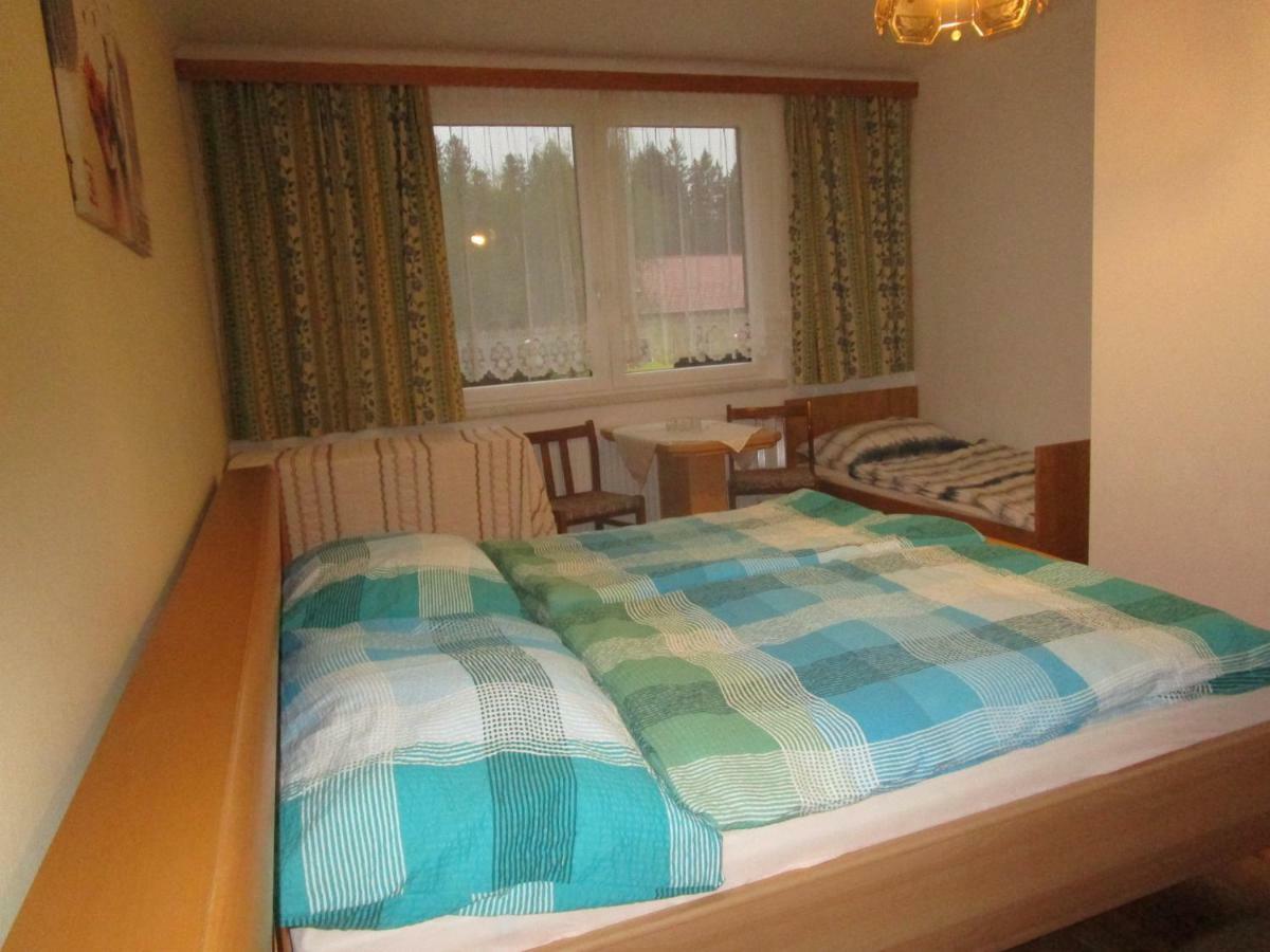 Dorfwirtshaus Rauch Hotel Eschabruck Eksteriør billede